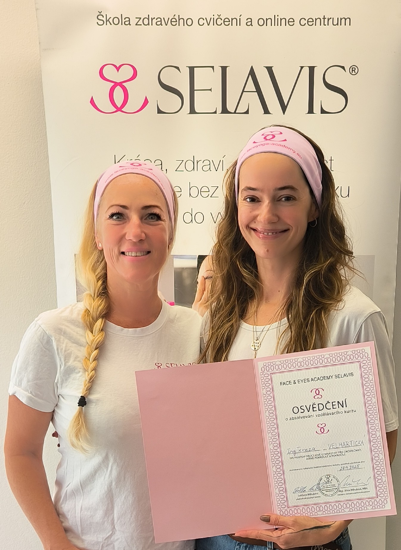 Tereza Velhartická, Praha